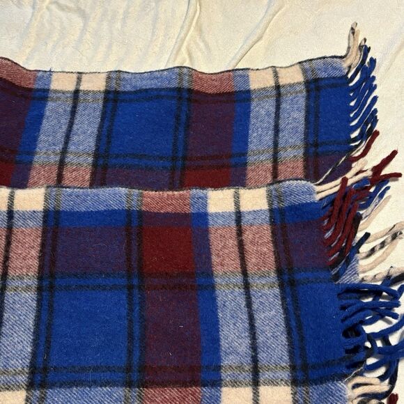 Vintage Faribo Woolen Mill Co 100% Pure Wool Blue Plaid Blanket Throw 49x54 - Picture 4 of 5